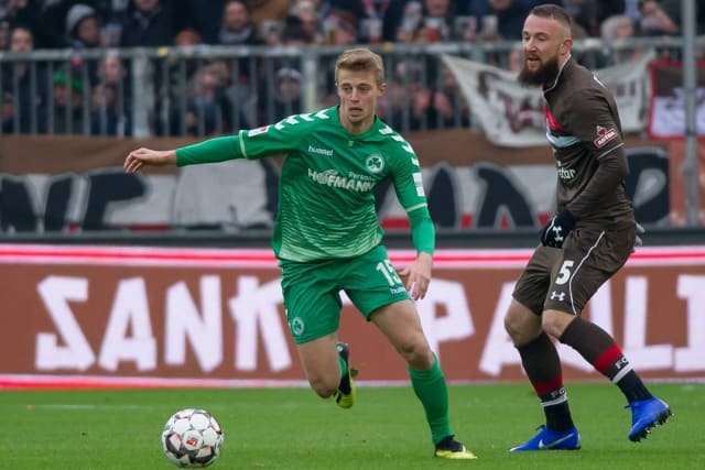 Soi kèo bóng đá 88FUN trận Greuther Furth vs Hamburger, 19h30-17/05/2020