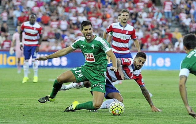 Soi kèo bóng đá 88FUN trận Granada vs Eibar, 0:30 – 29/06/2020