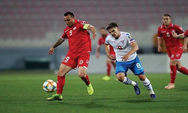 Soi kèo bóng đá 88FUN trận Quần đảo Faroe vs Malta, 1:45 – 4/09/2020