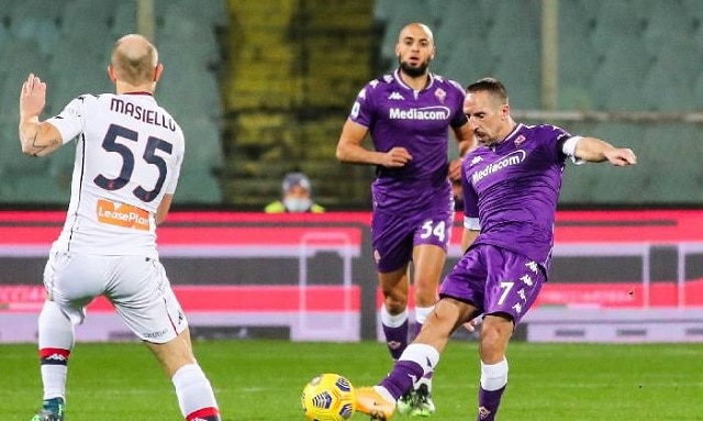 Soi kèo bóng đá 88FUN trận Crotone vs Fiorentina, 1:45 – 23/05/2021