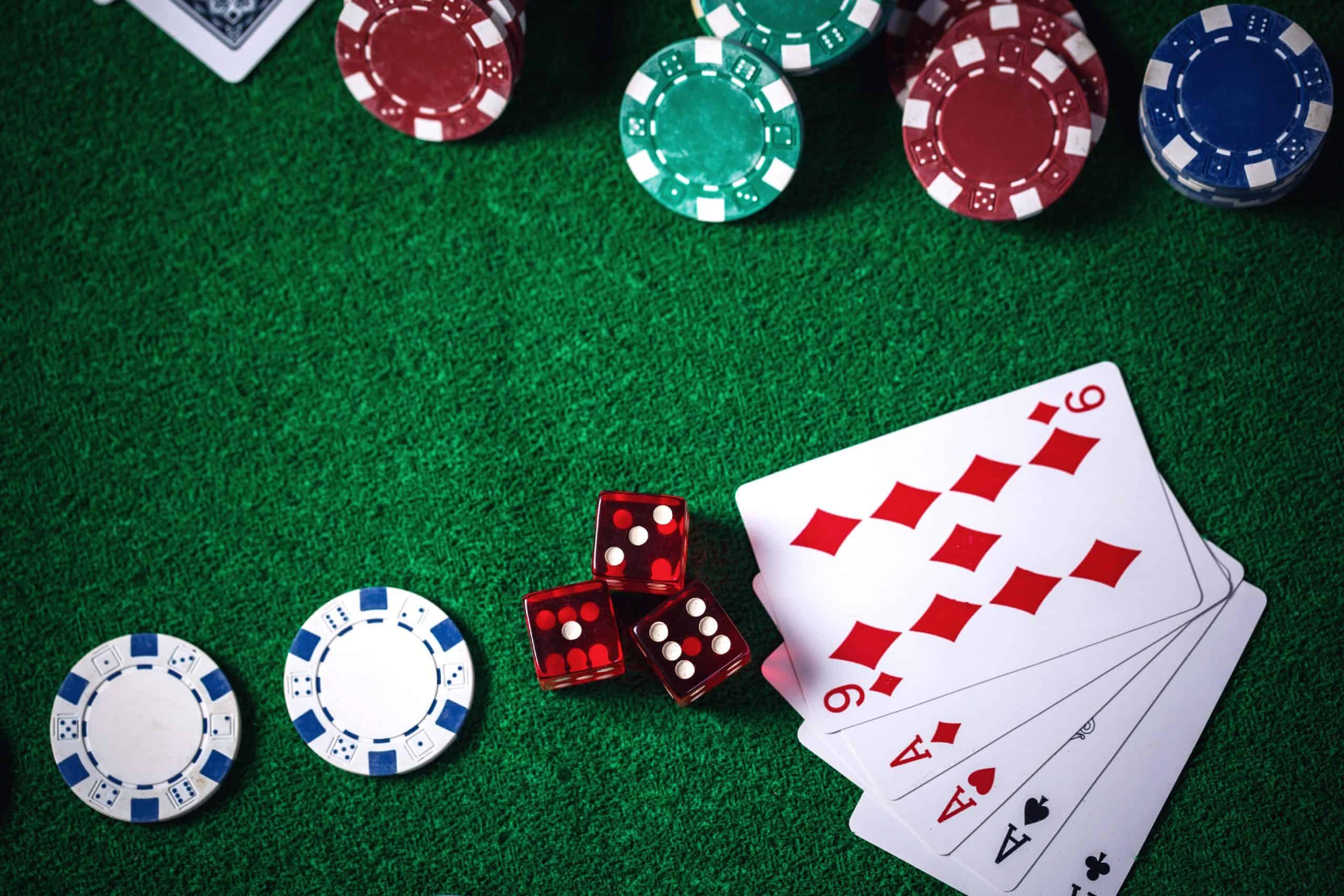 Tại sao luôn bị thua tiền khi chơi Poker? Hãy khắc phục từ những sai lầm sau