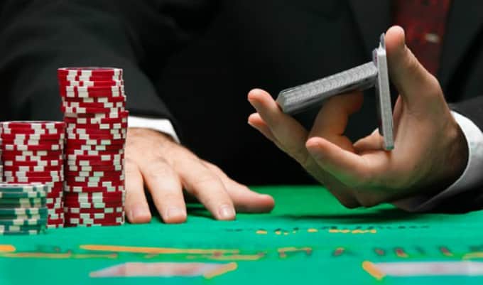 Nên tránh xa những sai lầm này trong Baccarat để không thua quá nhiều